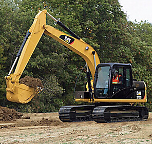 卡特彼勒313D 系列 2液壓挖掘機與久保田KX185-3超小回轉(zhuǎn)小型挖掘機對比評測